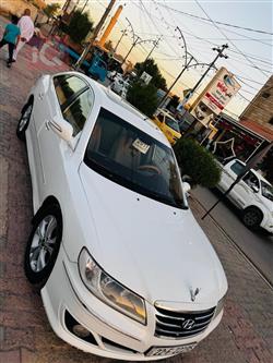 هيونداي أزيرا